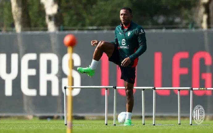 世界杯手机高清观看软件-瑞天空丨米兰愿听取对埃斯图皮尼安的报价